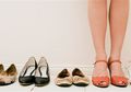 Mengapa Sebaiknya Tidak Memakai Sepatu yang Sama Setiap Hari?