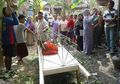 3 Bulan Meninggal Tanpa Ada yang Tahu Hingga Jadi Tulang Belulang, Netizen: Anaknya Tak Pernah ‘Nengokin’?
