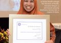 Bukan Bidan, Apalagi Dokter, Tapi Wanita Ini Sering Jadi Pahlawan Bagi para Ibu Hamil di Kampungnya