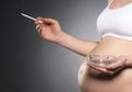 Anda Seorang Perokok yang Sedang Hamil? Cobalah Terapi Nikotin Ini Demi Bayi Anda!