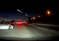 (Video) 3 Mobil Ini Terlibat Tabrakan Gara-gara Ada Cahaya Misterius Melintas di Langit California