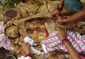 Tradisi Tiwah: Saat Tulang Belulang Diangkat dari Liang Kubur untuk Dicuci dan ‘Dilumasi'