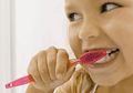 Tips Mencegah Kebiasaan Anak yang Berakibat Buruk pada Kesehatan Gigi dan Mulutnya