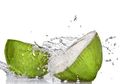 Merawat Wajah dengan Air Kelapa, 5 Manfaat Ini akan Anda Dapatkan dan Berikut Caranya!
