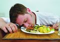 Agar Makan Siang Enggak Cuma Bikin Kenyang, Simak 9 Aturan Sederhana Ini