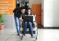 Bina Nusantara Wheelchair, Kursi Roda yang Dikendalikan Otak Buatan Mahasiswa Indonesia