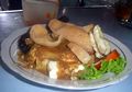 Gado-gado Bu Hadi, Bumbu Kacangnya Lembut