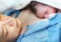 Belajar Menyusu Tak Boleh Ditunda, Ini Manfaatnya Bagi Bayi Baru Lahir