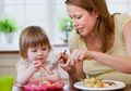 #FamilyQuality: Tak Hanya Bermain, Makan Bersama Keluarga Mampu Tingkatkan Kecerdasan Si Kecil