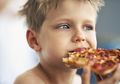 Anak Gemuk Bukan Hanya Akibat Gemar Makan "Fast Food"
