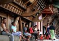 Pelestarian Rumah Adat