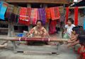 Ulos Batak Menjadi Lambang Festival Danau Toba 2014