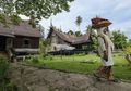 Sepotong Rendang, Sekerat Cerita Abadi di Kedai Makan Padang