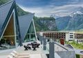 Aqua Dome, Resor Cantik Berpagar Pegunungan Alpen