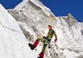 Pendakian Gunung Everest Kembali Dibuka