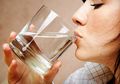 Banyak Minum Air Putih Bisa Turunkan Berat Badan?
