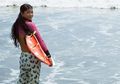 Nasima Akter, Peselancar Wanita Pertama Bangladesh