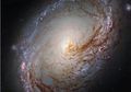 Teleskop Hubble Dapatkan Citra Galaksi Messier 96