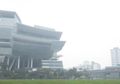 Kabut Asap Dekati Level Beracun, Sekolah di Singapura Diliburkan