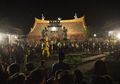 Merayakan Hari Kelahiran Sang Dewi Samudra