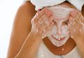 Sekali Cuci Muka, Ada 94.500 <i>Microbeads</i> yang Siap Cemari Laut