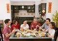 Kue Keranjang Hingga Bebek Panggang, Ini 7 Makanan Khas Imlek