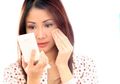 10 Trik Kosmetik Ala Pakar Kecantikan (3)