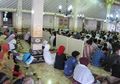Takjilan di Masjid Gedhe Kauman Yogya