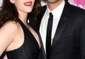 Josh Groban Akui Sedang Kencani Kat Dennings