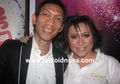 Tunjukkan Bukti, Suami Melly Goeslaw Sambangi Rumah Mantan Istri Polisi