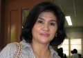 Potong Rambut, Tetty Liz Buang Sial?
