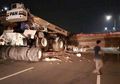 Jembatan Penyeberangan yang Ambruk Sempat Dikira Kecelakaan Lalu Lintas
