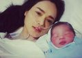 El dan Dul Hingga Safeea Berebut Menggendong Anak Mulan Jameela