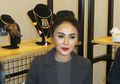 Yuni Shara Pamer Wajah Bangun Tidur dengan Rambut Berantakan, Masih Tetap Cantik?