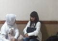 Serba Putih, Kirana Larasati Ketahuan Datangi Pengadilan Agama