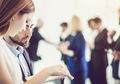 Menjalin Hubungan Asmara dengan Boss di Kantor? Perhatikan Do’s dan Don’ts-nya Dulu, ya!