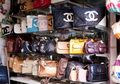 Ini Alat yang Bisa Pastikan Tas Branded Asli atau Palsu