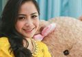 Terlihat Sederhana dan Biasa Aja, Ternyata Harga Kemeja Nagita Slavina yang Ini Bikin Warganet Gigit Jari