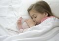 Duh, Kebiasaan Si Kecil Menghisap Jempol Berbahaya loh, Begini Cara Tepat Menghilangkan Hal Buruk Ini
