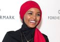 Pakaian Hijab Sedang Tren di Dunia, Majalah Fashion Ternama Inggris Angkat Model Berhijab untuk Pertama Kalinya, Ini Buktinya