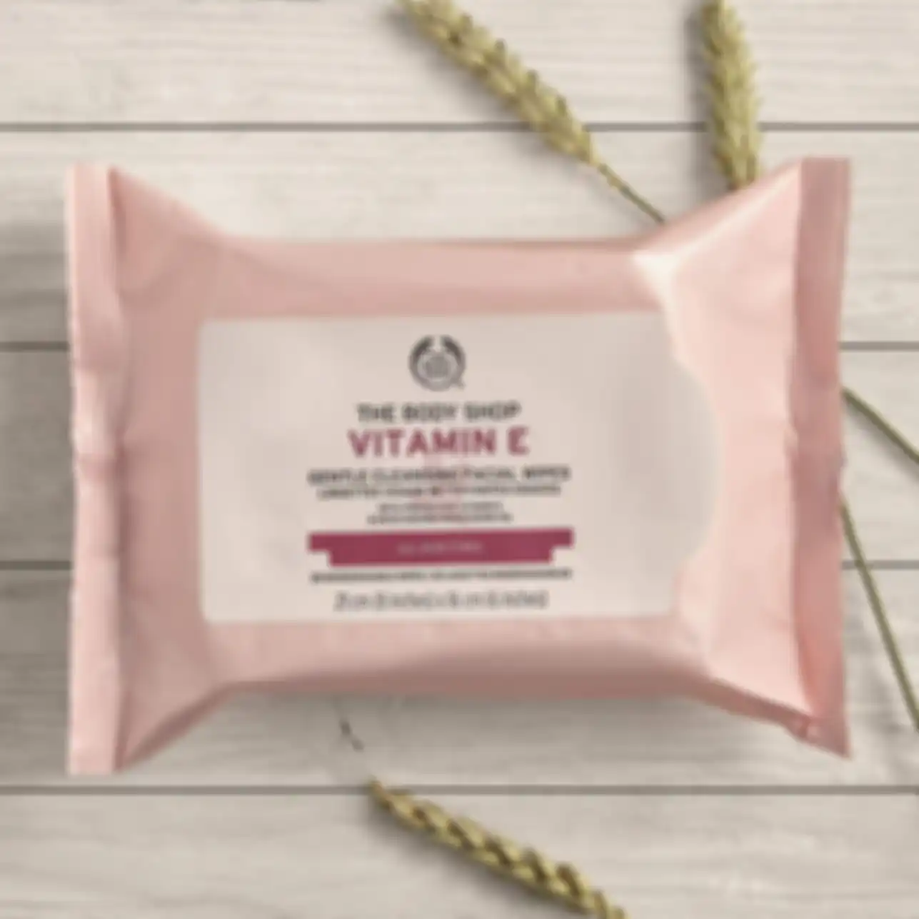 The Body Shop Vitamin E Gentle Facial Cleansing Wipes