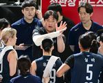 Liga Voli Korea - Serangan Duo Meriam Mega-Gia Tidak Ada Obat, Pelatih Tim Legendaris Angkat Tangan