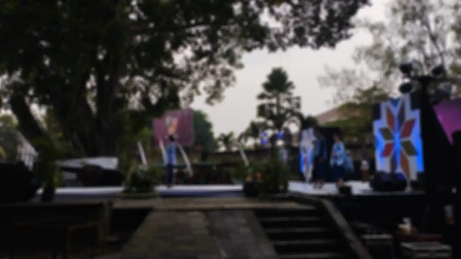 Wastra Nusantara Fashion (WNF) 2024 Solo menghadirkan 40an desainer lokal yang bersinergi untuk melestarikan kekayaan wastra Nusantara.
