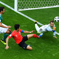 Tak Hanya Manuel Neuer, Ini 5 Blunder Paling Konyol dalam Sejarah Piala Dunia