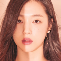 Sulli Meninggal Dunia di Usia 25 Tahun, Ini Usia-usia Rawan Stres dan Depresi!