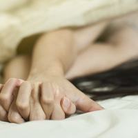 Berhubungan Intim Saat Menstruasi, Mungkinkah Seorang Wanita Bisa Hamil? Simak Penjelasannya Ini!