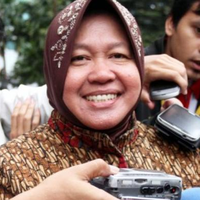 Tri Rismaharini Mendapat Anugerah Wali Kota Terbaik Ketiga di Dunia Tahun 2014