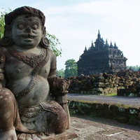 Dvarapala, Dulu Penjaga Bangunan Suci dan Pendamping Buddha, Kini Jadi Penghias Rumah Orang Kaya
