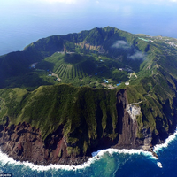 7 Desa Ini Tersembunyi di Tempat yang Tak Terbayangkan, Salah Satunya Ada di Kawah Gunung Berapi