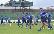 Persib Bisa Petik Keuntungan dari Masalah yang Melanda PSS